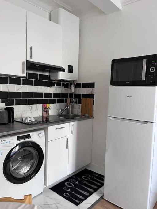 Appartement T2 Aux Portes De Paris Asnieres-sur-Seine Bagian luar foto